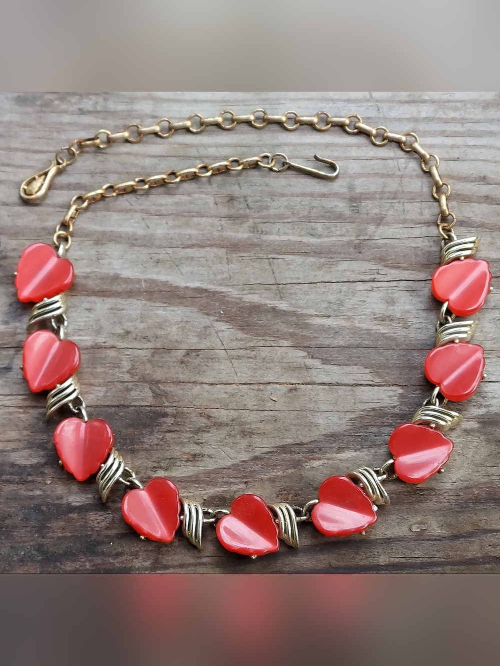 Vintage Coro Heart Moonglow Lucite Choker Necklace